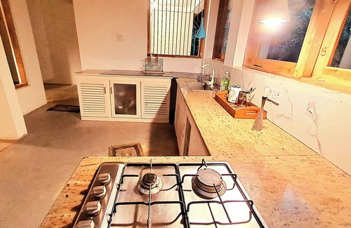 Udunuwara House | Delightful house with WiFi in charming Gelioya