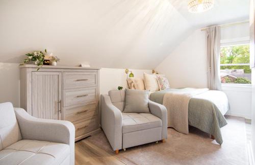 Saxonburg House | Delightful & Well Provisioned Home in Ideal Local