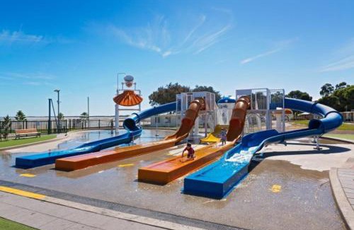 Moonta Bay House | Dells Seaside Escape Moonta Bay