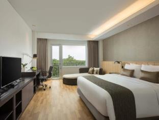 Karawang Hotel | Delonix Hotel Karawang