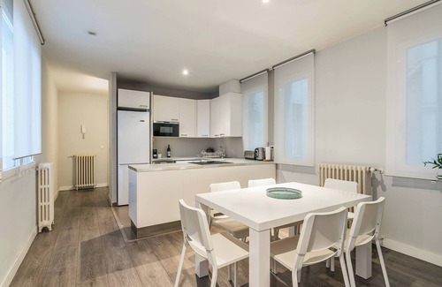 Castellana Apartment | Deluxe Apartment Castellana Suites I