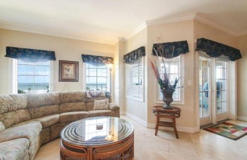 Fernandina Beach Apartment | Deluxe Condo at Main Beach