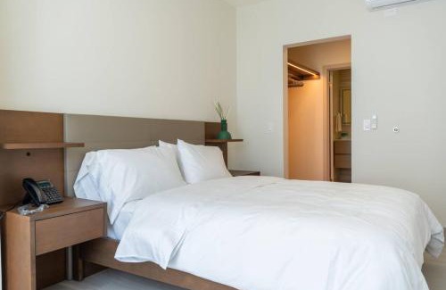 Costa del Este House | Deluxe Condo Suite 2BR With City View