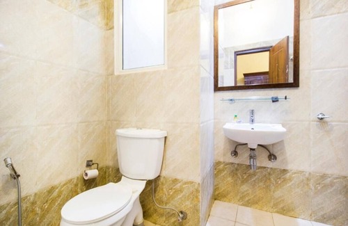 Jagatpura Hotel | Deluxe Double Room #3/W breakfast