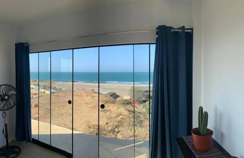 Lobitos Apartment | Deluxe Double Room with Balcony and Sea View