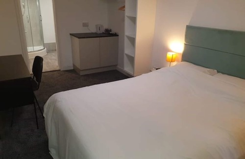 Huddersfield Hotel | Deluxe Double Room x
