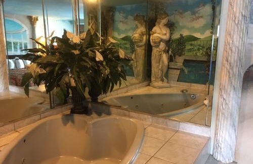 Galloway Hotel | Deluxe Inn