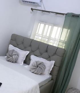 Buea House | Deluxe Mansion