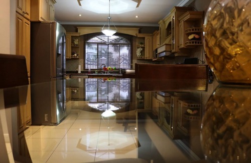 San Antonio de Belen House | Deluxe Property in Cariari