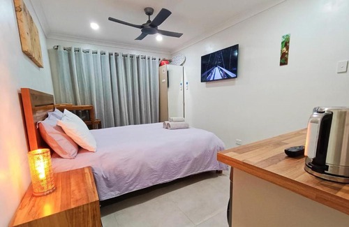 Holmview Apartment | Deluxe Queen Studio New