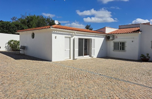 Benatrite Apartment | Deluxe Room Santa Barbara de Nexe