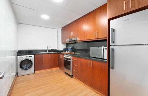 Al Nahda Apartment | Deluxe Room Near Sahara Center Sharjah