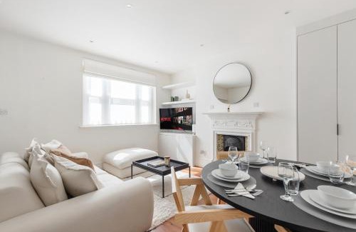 Pimlico Apartment | Denbeigh house