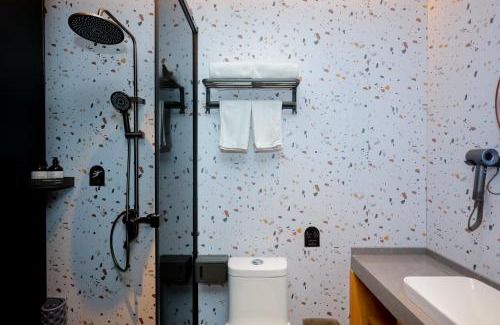 Taidong Hotel | Dengba Inn - Qingdao Taidong Pedestrian Street Branch