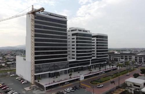 Pascuales Apartment | Dep Titanium 3hab Squash Piscina Gym Cine Ofi-Room