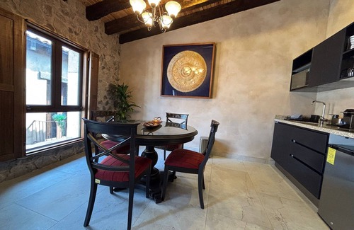 Santeagueda Apartment | Departamento Carlo Crivelli