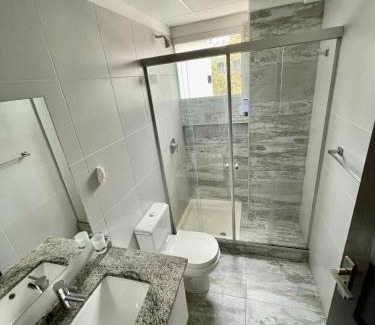 Tropical Lowlands Apartment | Departamento moderno cerca de la Av América Cochabamba