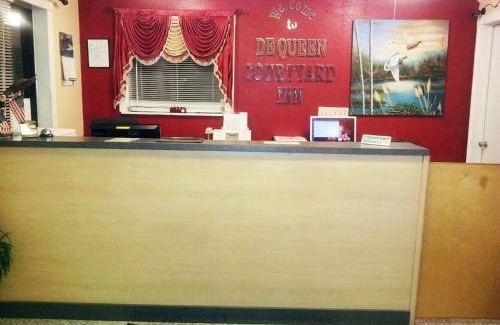 De Queen Hotel | DeQueen Courtyard Inn