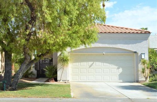 Cathedral City House | Desert Princess Townhouse Retreat