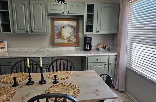 Rita Ranch House | Desert Valley Stay near hiking, saguaros, and great eats! Pet-friendly!