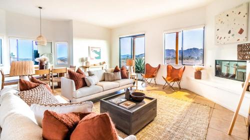Joshua Tree Apartment | Desert Villa w Stunning Night Sky Views & Game Room