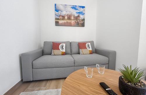 Blois Apartment | Design élégant et Parking privé en Hyper Centre