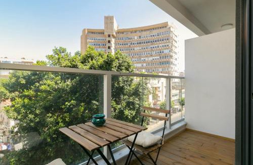 Tel Aviv Promenade Apartment | Design 2BDR in New Building Near Bograshov Beach