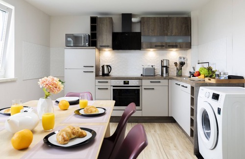 Heiligenwald Apartment | Design maisonette 5 min from the pond with great hiking and biking trails