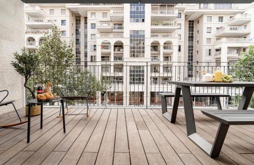 Kiryat HaLeom Apartment | Designed 2BR with 2 bathroom, Terrace and Parking