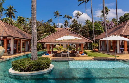 Thong Krut Villa | Designer 6BR Beachfront Villa | Laem Sor