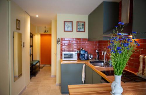 Roja Apartment | Designer Apartment