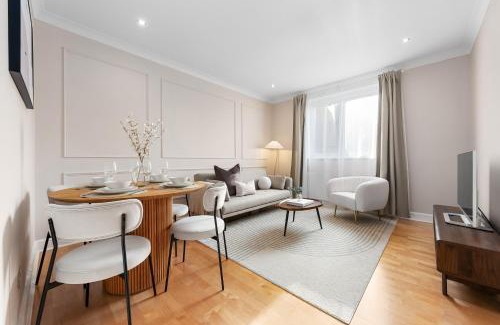 Harrow Road Apartment | Designer Home in Central London