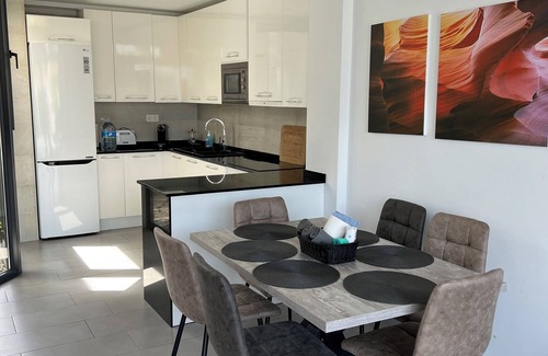Les Tres Cales House | Designer luxury vacation home, heated pool out of season. 200m to the bay.
