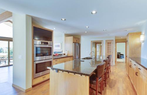 Hailey House | Desperado Dream