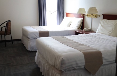 Whitehorse Hotel | Destination Family Hotel