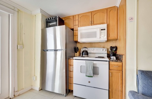 Downtown Fort Lauderdale Apartment | Detached Backyard Studio in Fort Lauderdale!