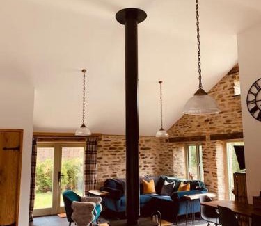 Morwellham House | Detached Barn in Tamar Valley, EV charging included