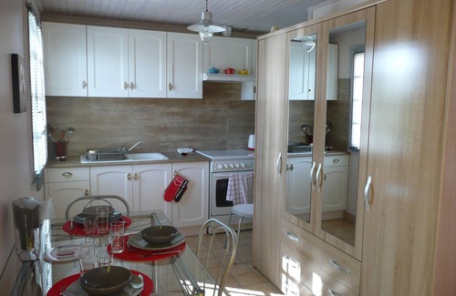 Le Chateau-d'Oleron House | Detached cottage and outdoor space, Wifi, direct access to bicycle path