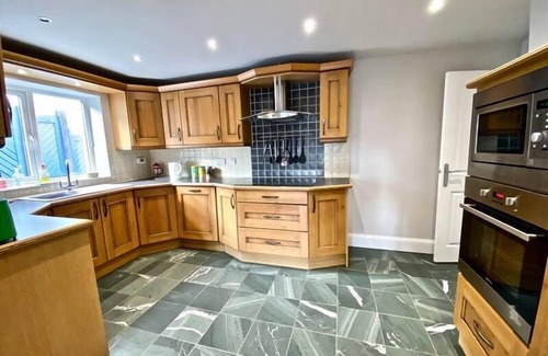 Backbarrow Cottage | Detached lakeland cottage with private hot tub
