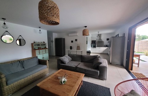 Lit-et-Mixe House | DETACHED WOODEN HOUSE 4BED SWIMMING POOL & JACCUZI BED AND MIXE NEAR CONTIS OCEAN