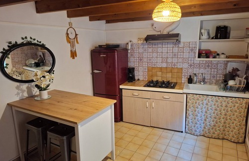 Saint Maurice en Chalencon Apartment | Deux Pièces Dans une Maison Individuelle Dans un Hameau Paisible