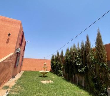 Issen Villa | Diafat nirmine