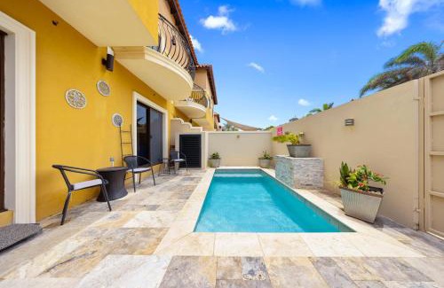 Gold Coast House | Diamante 121