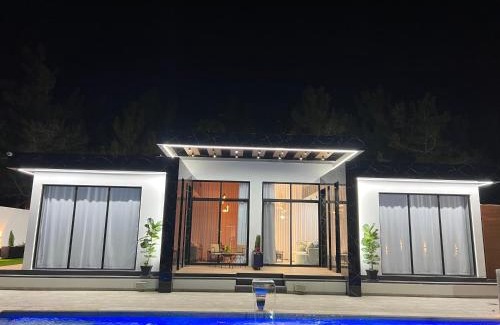 Gita House | Dian’s suits