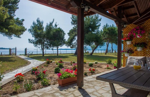 Vourvourou Villa | Diapori