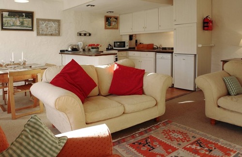Blisland Cottage | DICK COTTAGE, pet friendly, country holiday cottage in Blisland