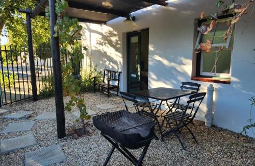 Graaff-Reinet Apartment | Die Dorpshuis Graaff Reinet