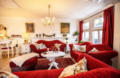 Erichshof Apartment | Die Kleine Oase Erste Etage