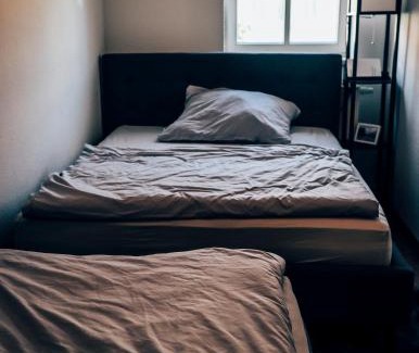 Arnstadt Apartment | Die Praxis - Wohnen als Therapie