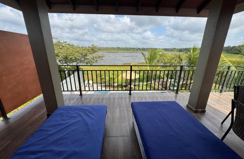Pannala Villa | Dikkale Lakefront Villa